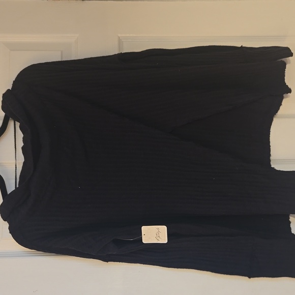 NWT Free People Juicy long sleeve top in black - Picture 5 of 6